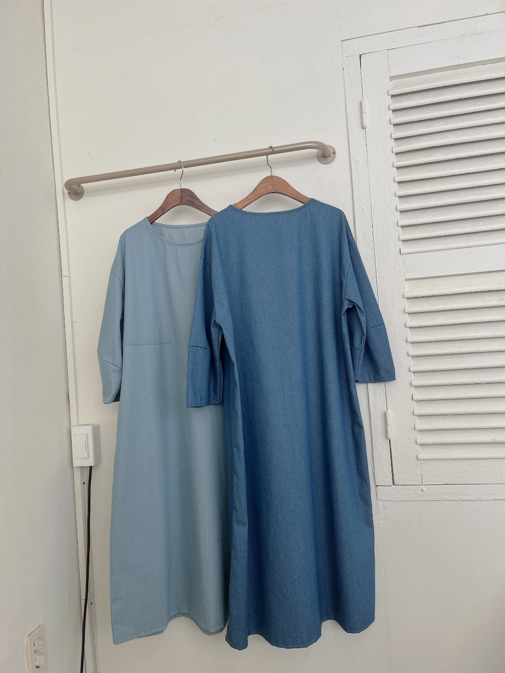 드레스 네이비블루 색상 이미지-S1L34